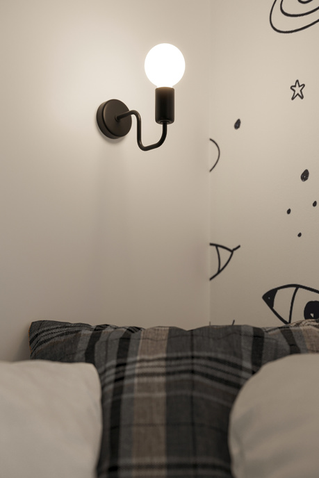 Vägglampa VECTOR svart + 1X LED-lampa E27 3000K 7W 760lm