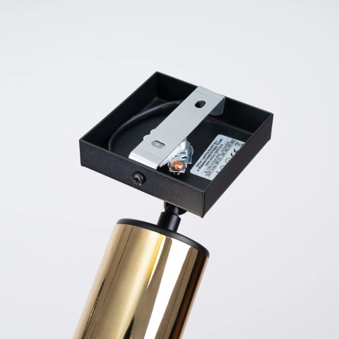 Vägglampa WINX svart/guld