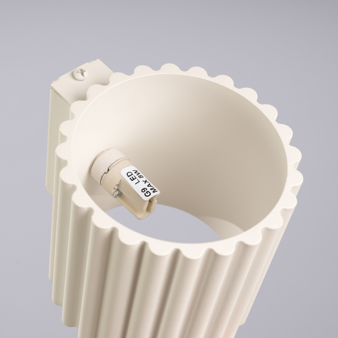 Vägglampa AURA beige G9