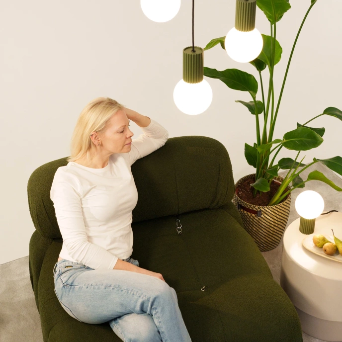 Bordslampa HALO olivgrön