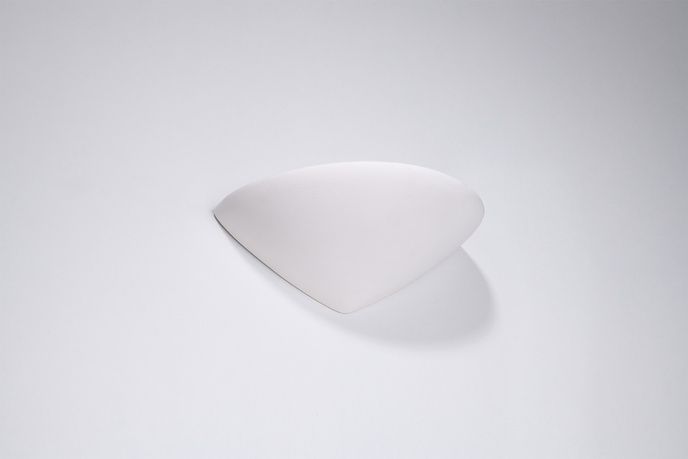 MANGASSIE vägglampa i keramik