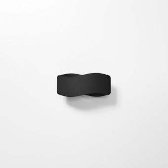 Vägglampa TILA 30 svart