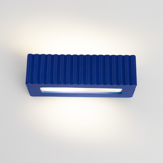 Vägglampa keramik RIGATA ultramarin