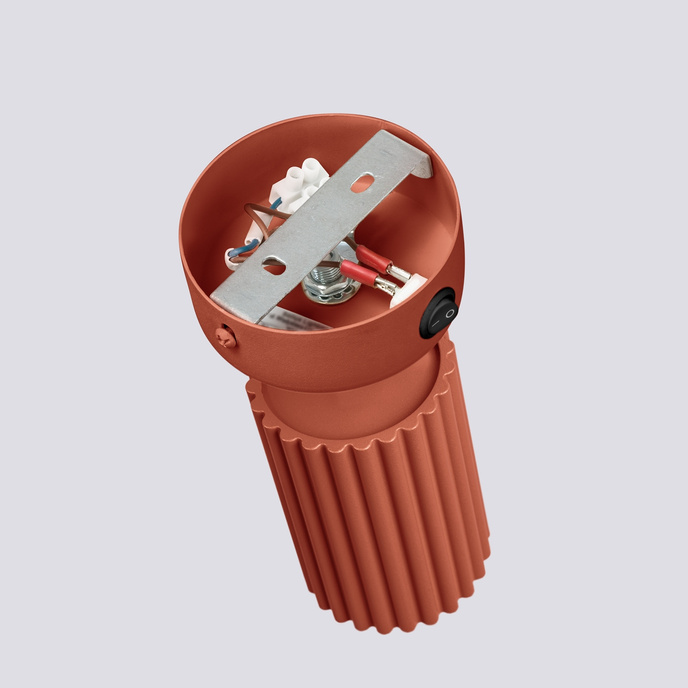 Vägglampa KARBON ockraröd med strömbrytare + 1x LED-lampa GU-10 3000K varm 7W 510lm