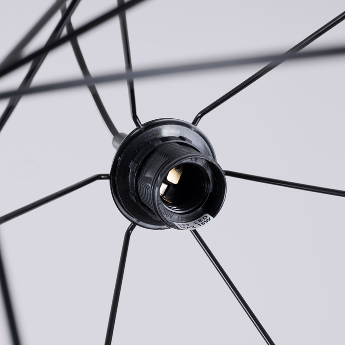 TRIOM 30 pendellampa svart