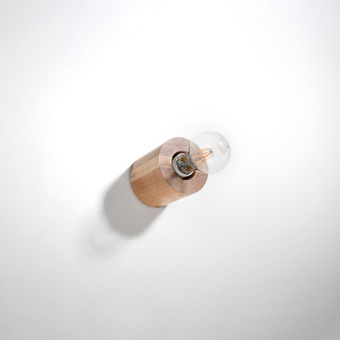 Vägglampa SALGADO i naturligt trä